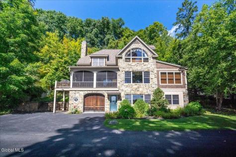 11 Manning Cove Road Malta NY 12020