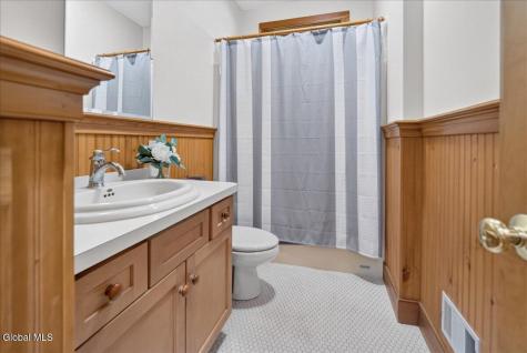 11 Manning Cove Road Malta NY 12020