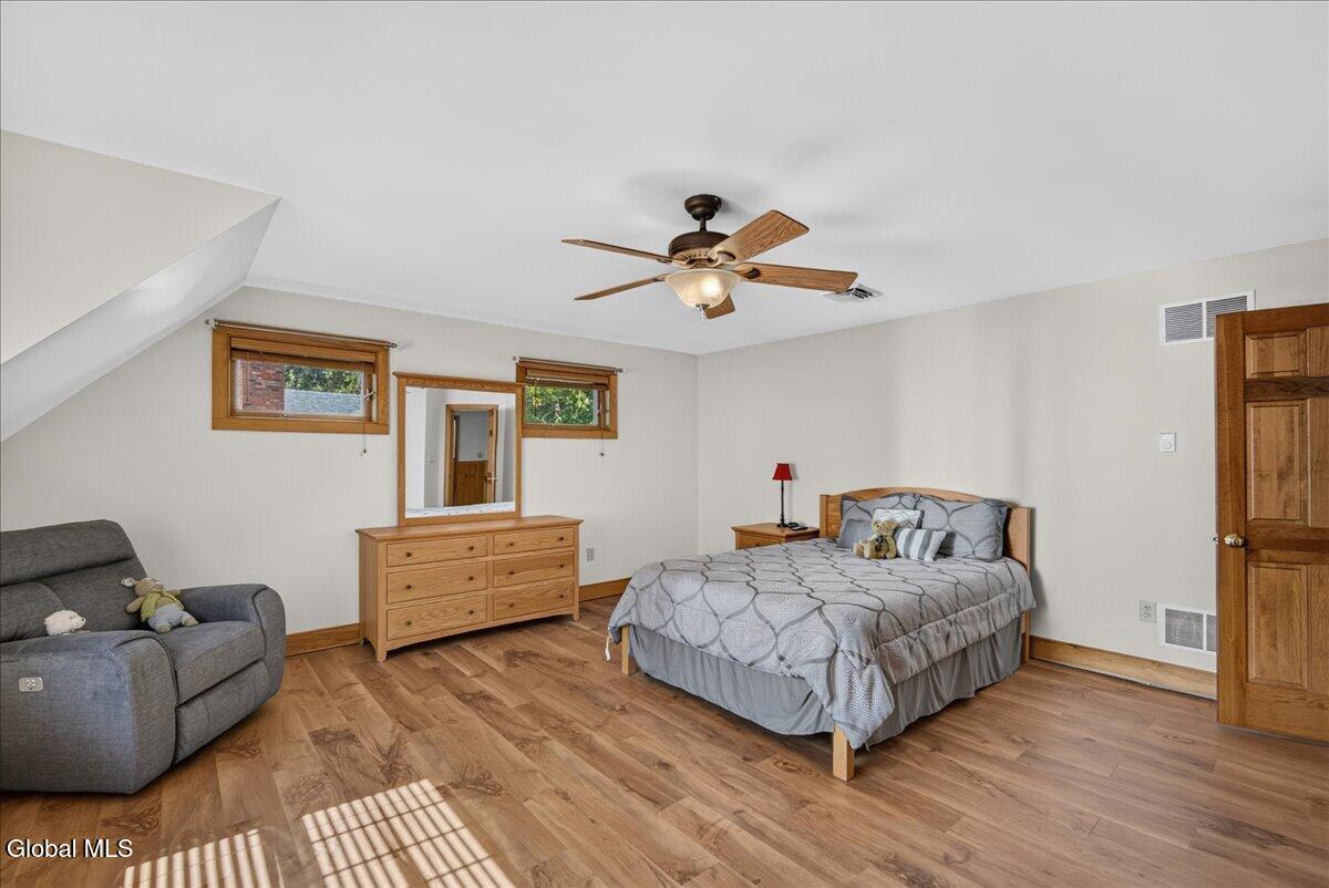 11 Manning Cove Road Malta NY 12020