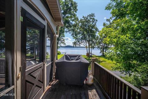 11 Manning Cove Road Malta NY 12020