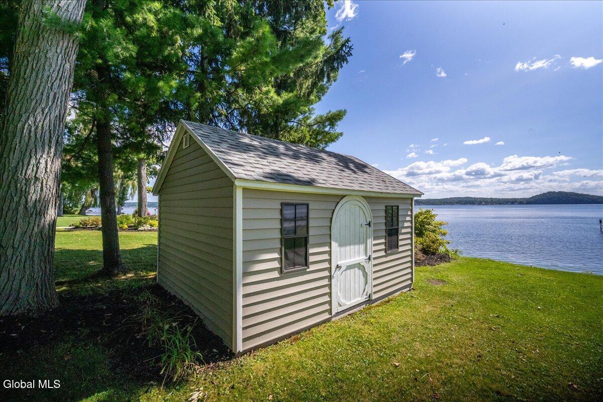 11 Manning Cove Road Malta NY 12020