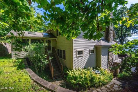 11 Manning Cove Road Malta NY 12020