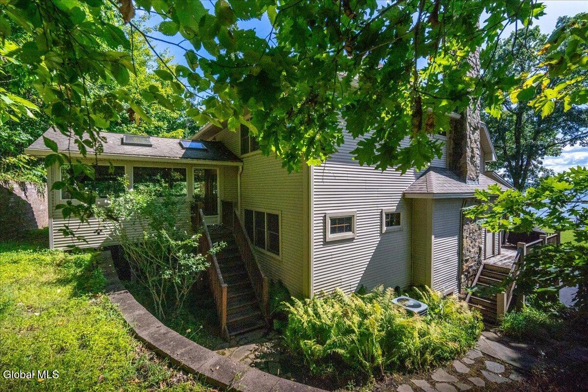 11 Manning Cove Road Malta NY 12020