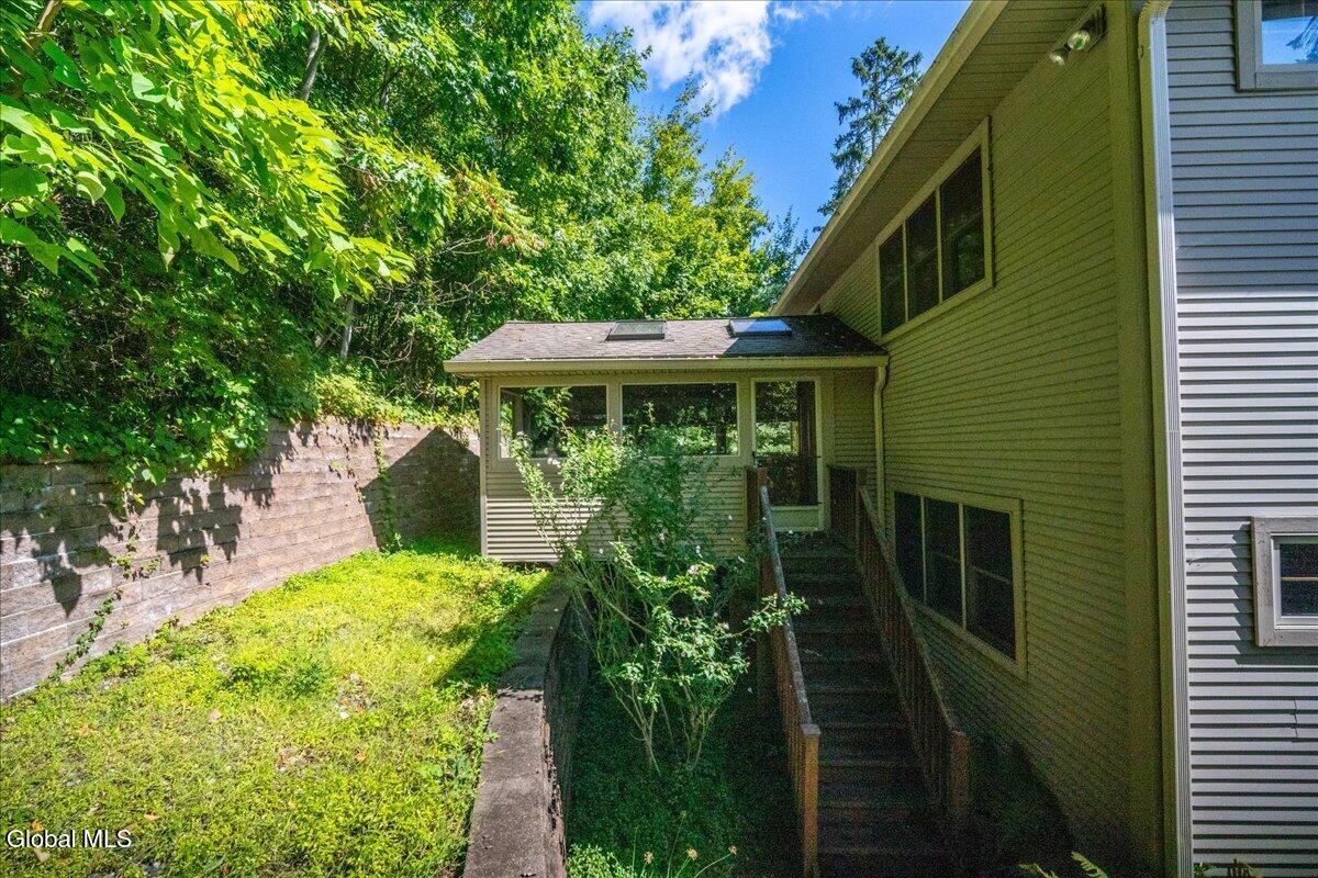 11 Manning Cove Road Malta NY 12020