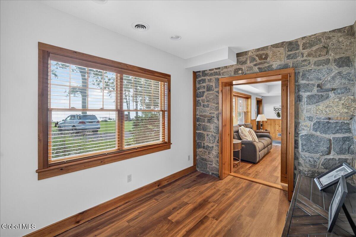 11 Manning Cove Road Malta NY 12020