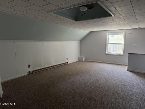 18 Bellevue Avenue Gloversville NY 12078