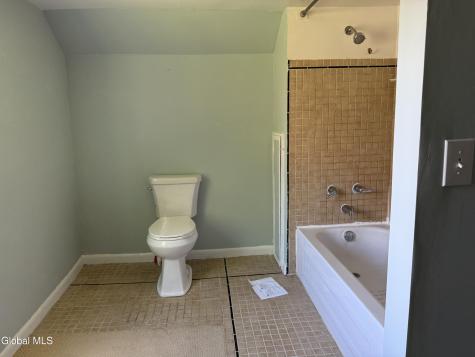 18 Bellevue Avenue Gloversville NY 12078