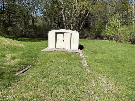 18 Bellevue Avenue Gloversville NY 12078