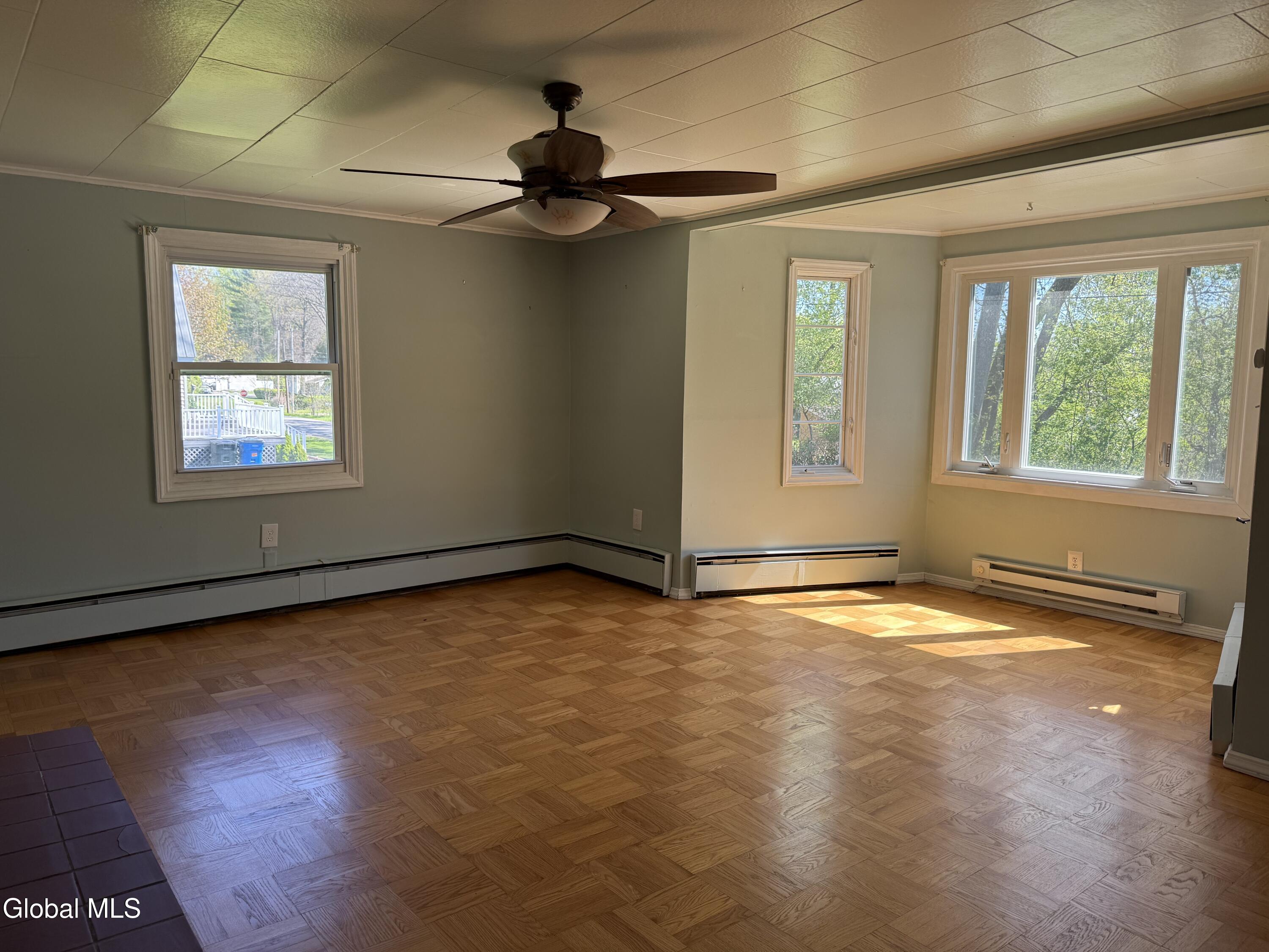18 Bellevue Avenue Gloversville NY 12078