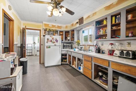 2612 4th Avenue Watervliet NY 12189