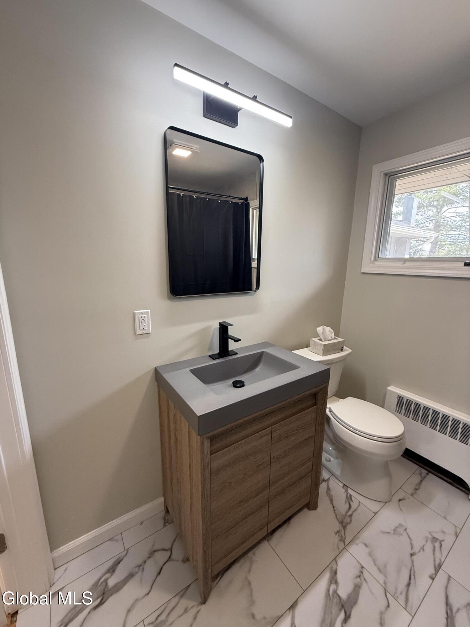 2080 Van Antwerp Road Niskayuna NY 12309