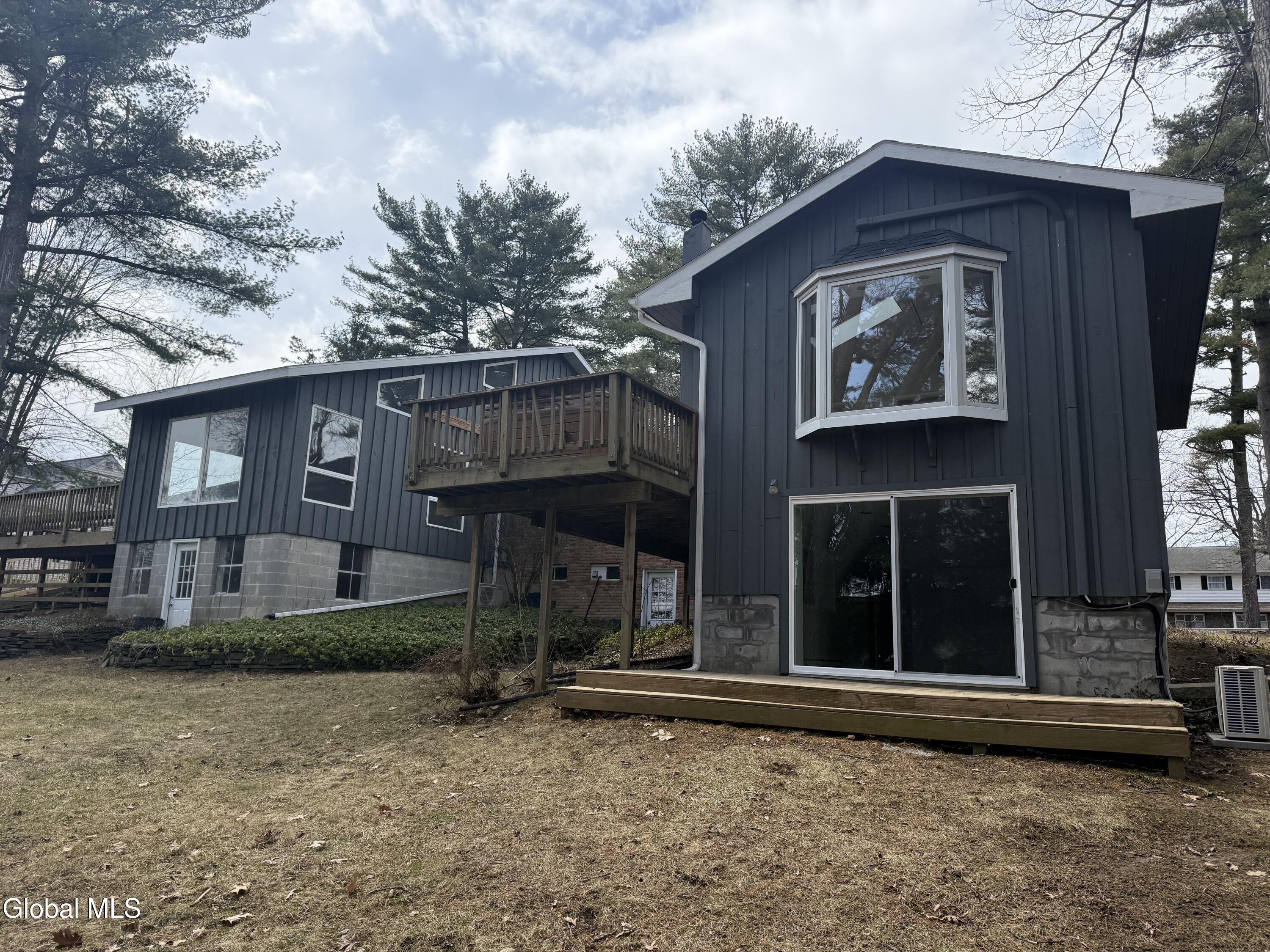 2080 Van Antwerp Road Niskayuna NY 12309
