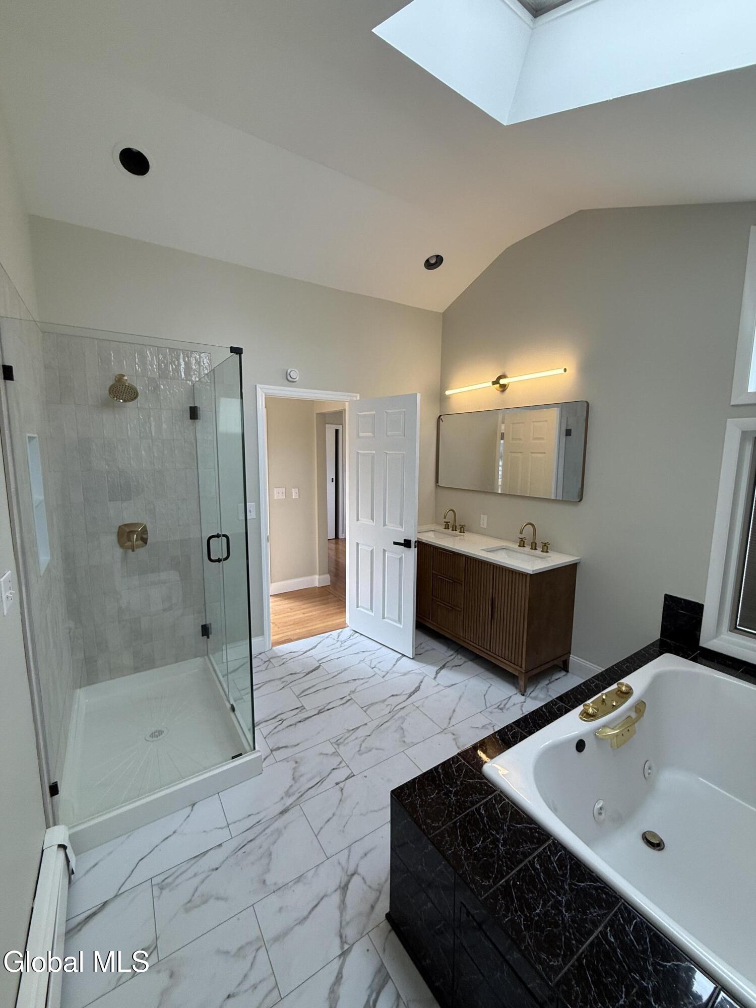 2080 Van Antwerp Road Niskayuna NY 12309