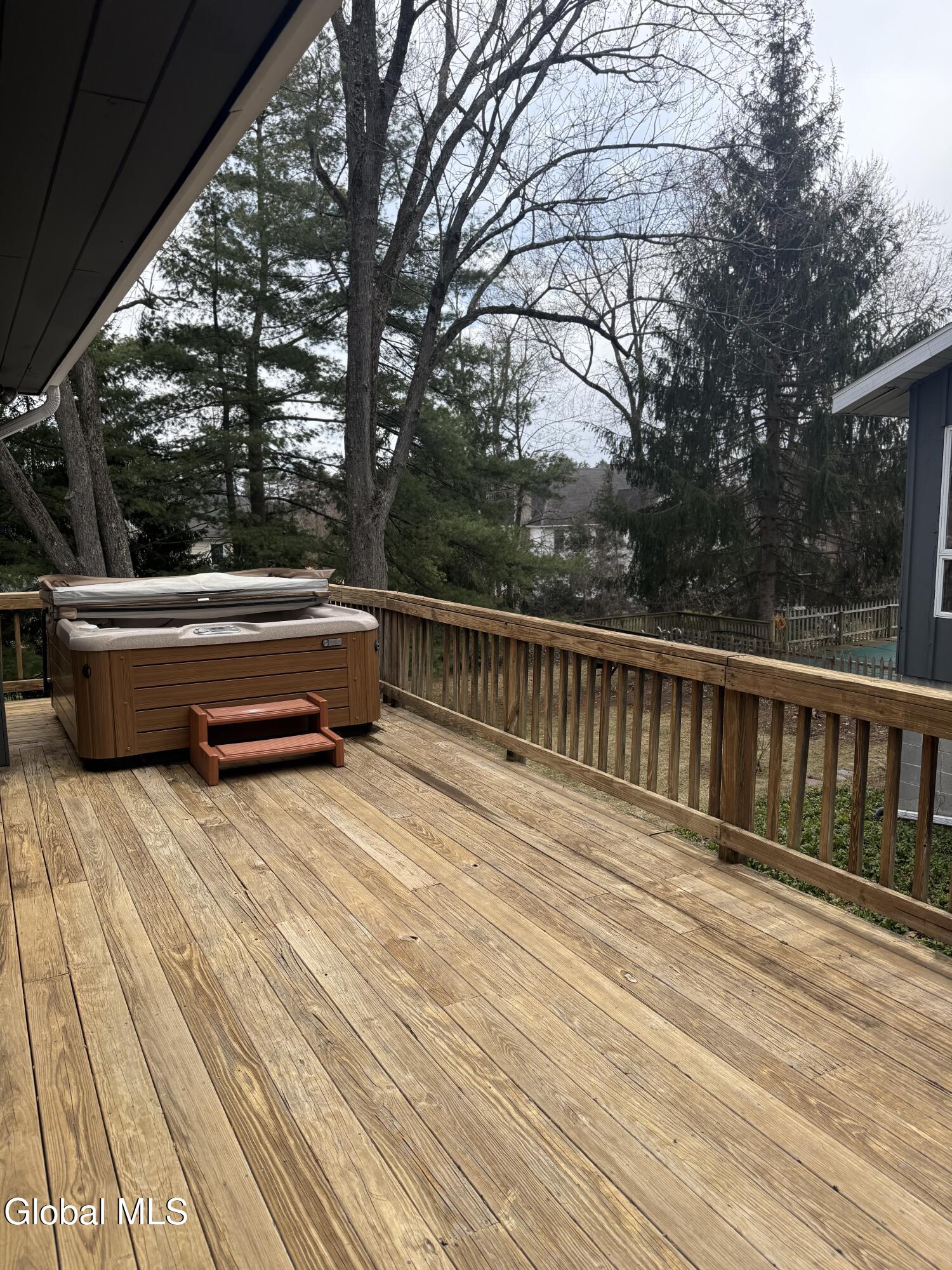 2080 Van Antwerp Road Niskayuna NY 12309
