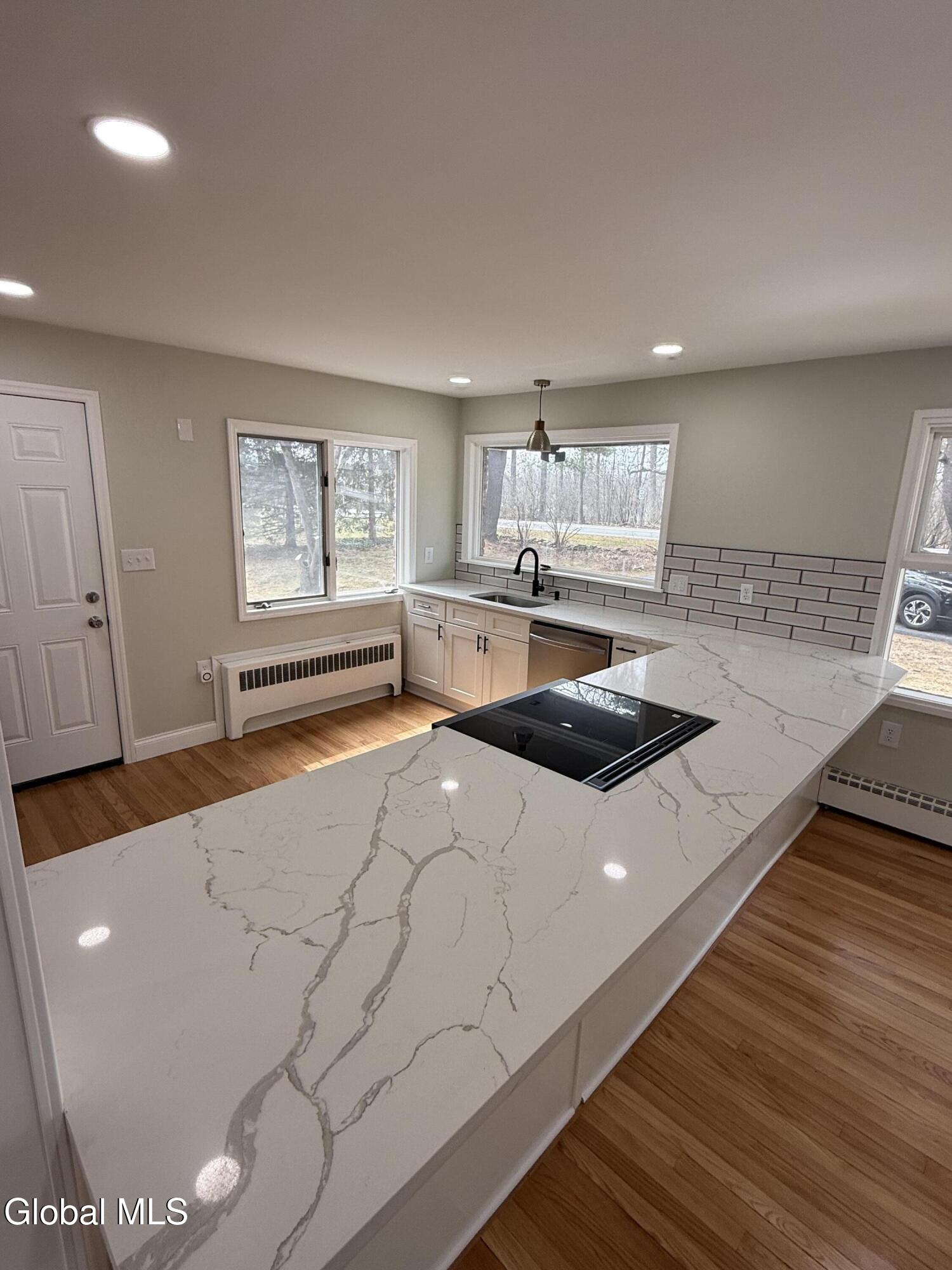 2080 Van Antwerp Road Niskayuna NY 12309