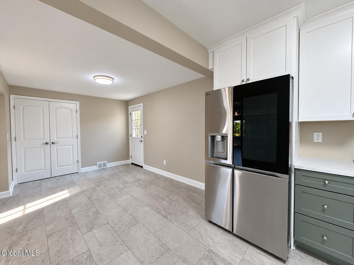 6 Alflo Circle Schenectady NY 12302