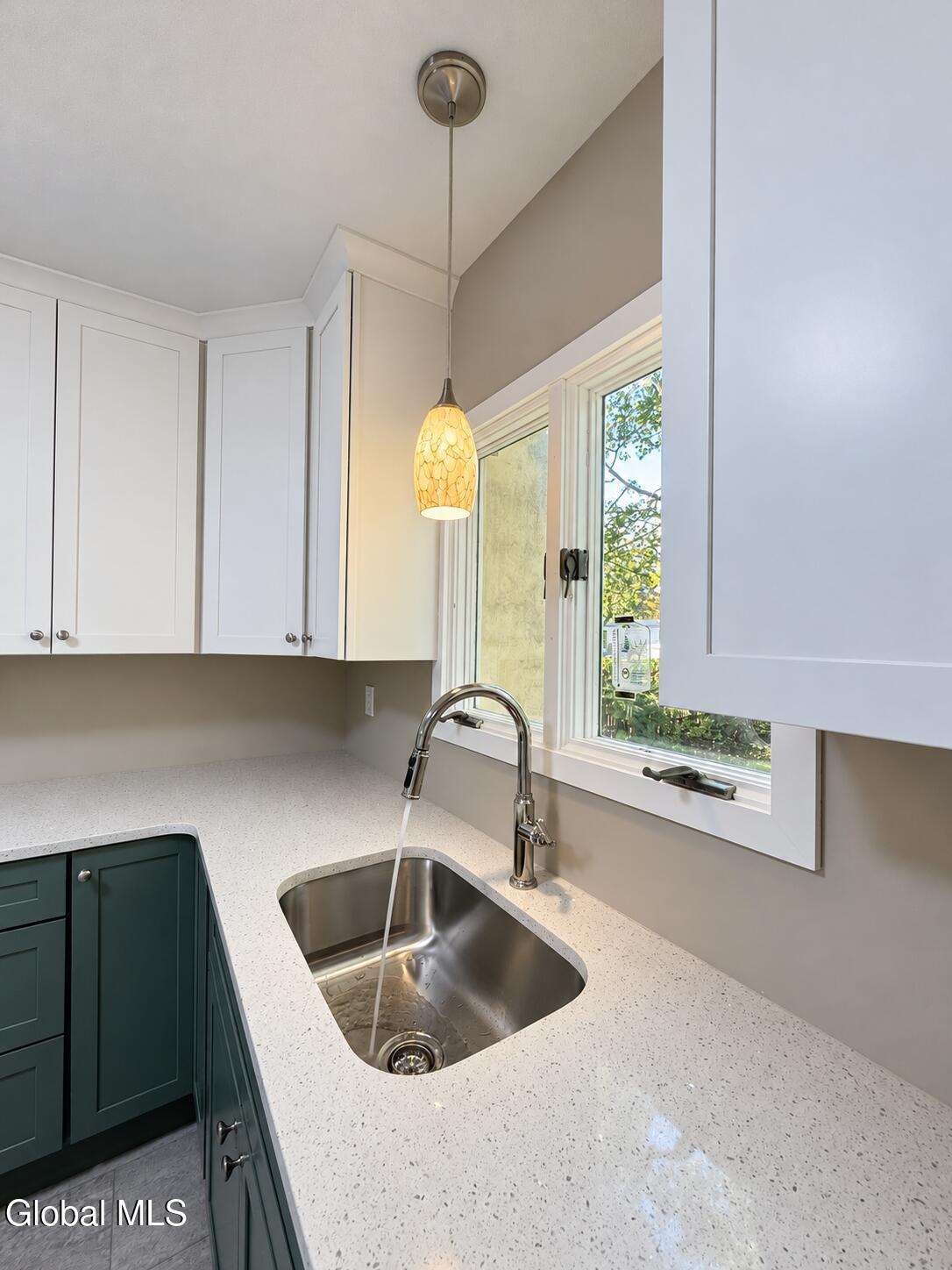 6 Alflo Circle Schenectady NY 12302