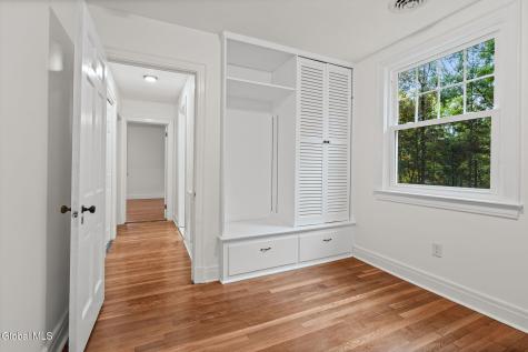 2628 Troy Schenectady Road Niskayuna NY 12309