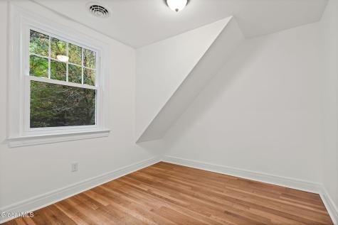 2628 Troy Schenectady Road Niskayuna NY 12309
