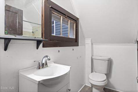 2628 Troy Schenectady Road Niskayuna NY 12309