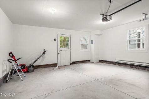 2628 Troy Schenectady Road Niskayuna NY 12309