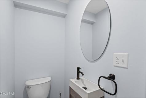2628 Troy Schenectady Road Niskayuna NY 12309