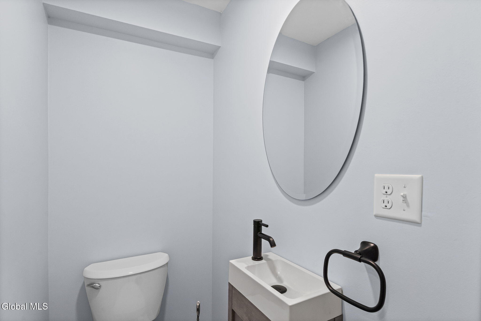 2628 Troy Schenectady Road Niskayuna NY 12309