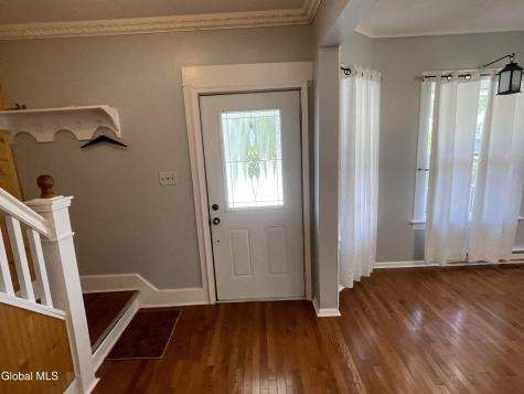 157 Marx Street Schenectady NY 12304