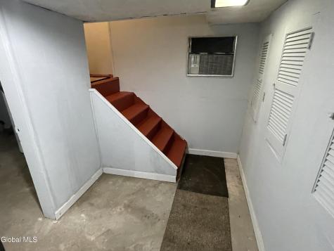 157 Marx Street Schenectady NY 12304