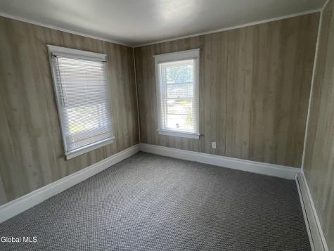 157 Marx Street Schenectady NY 12304