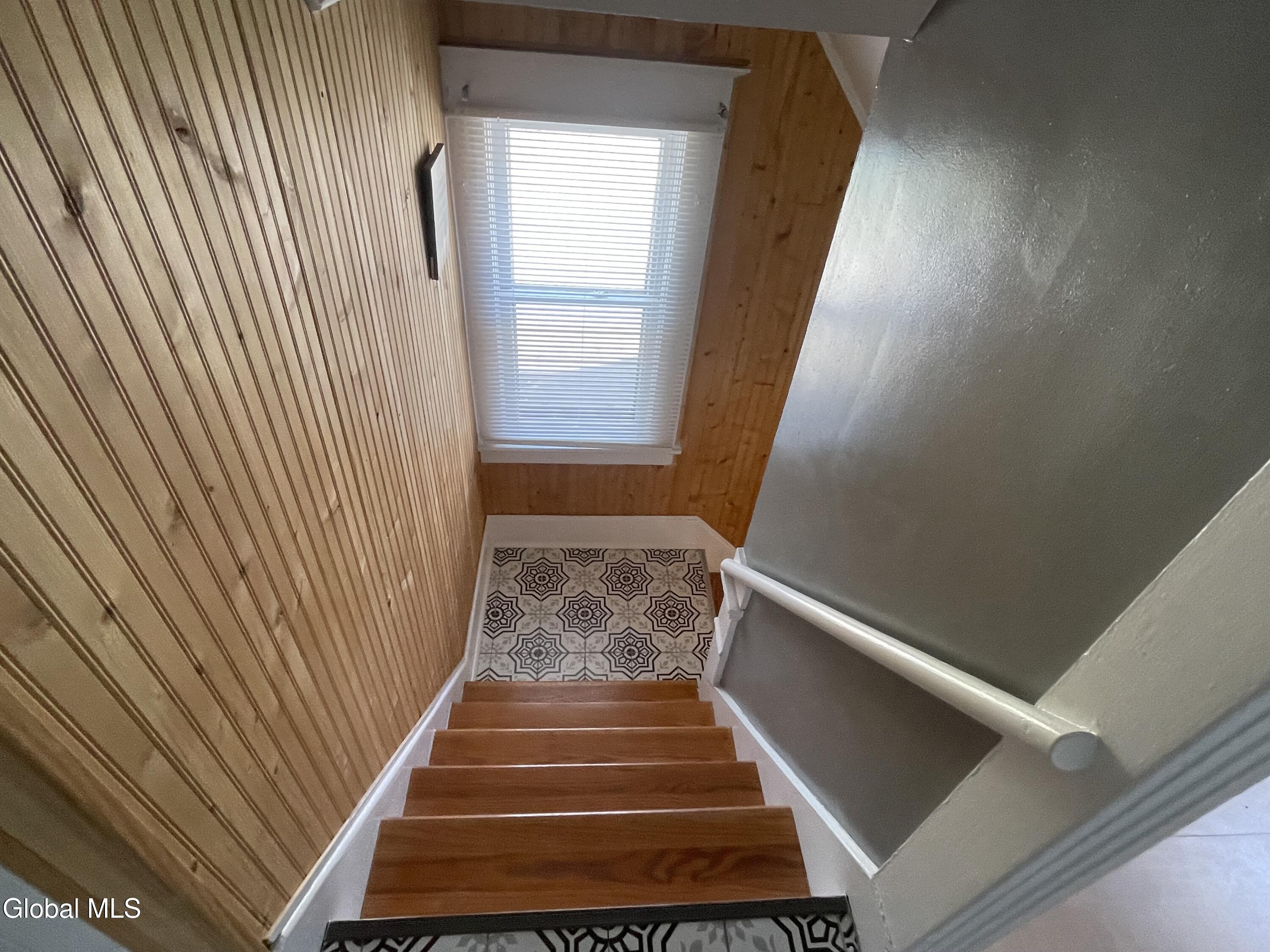 157 Marx Street Schenectady NY 12304