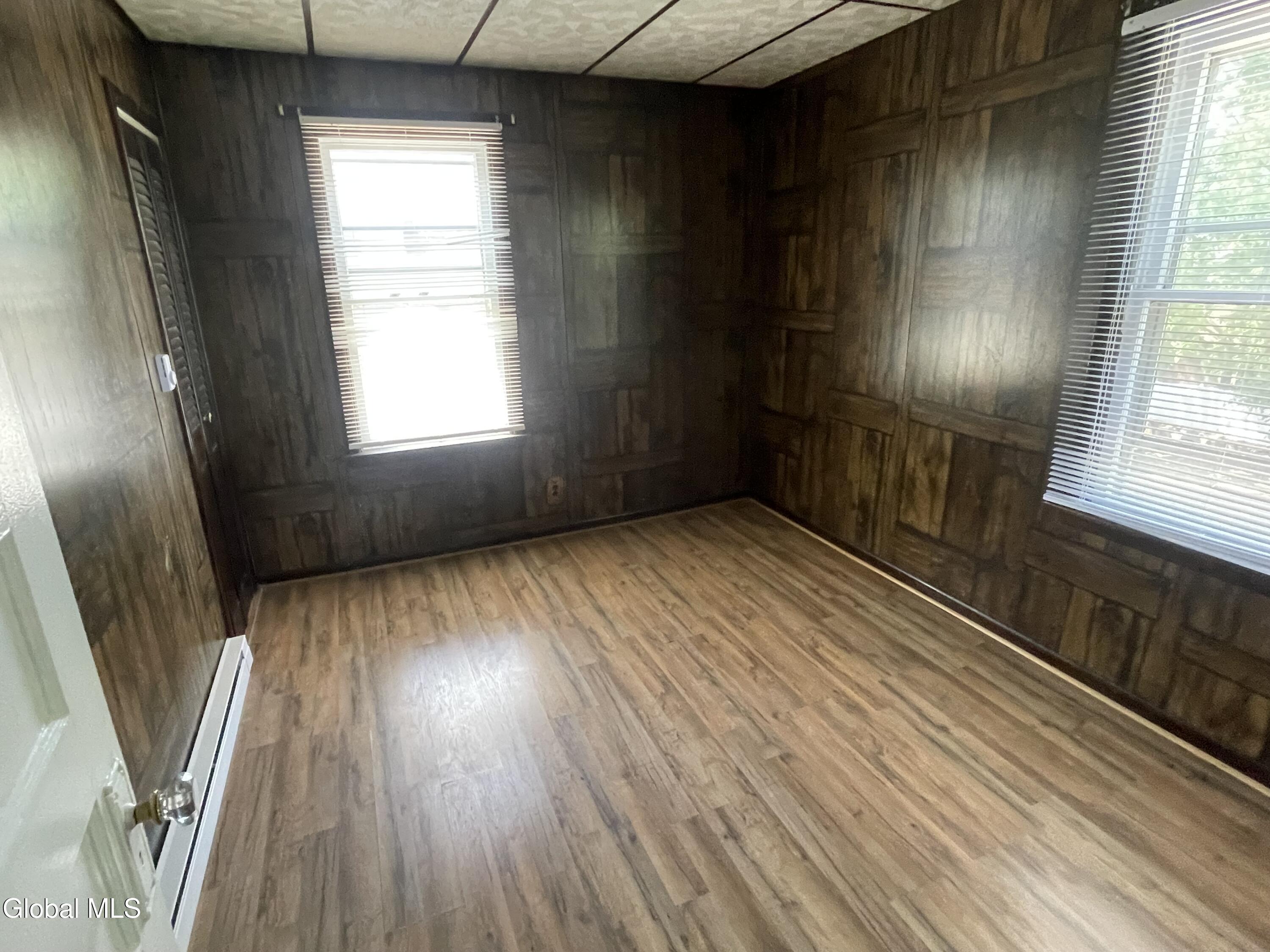 157 Marx Street Schenectady NY 12304