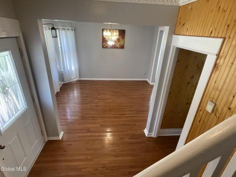 157 Marx Street Schenectady NY 12304