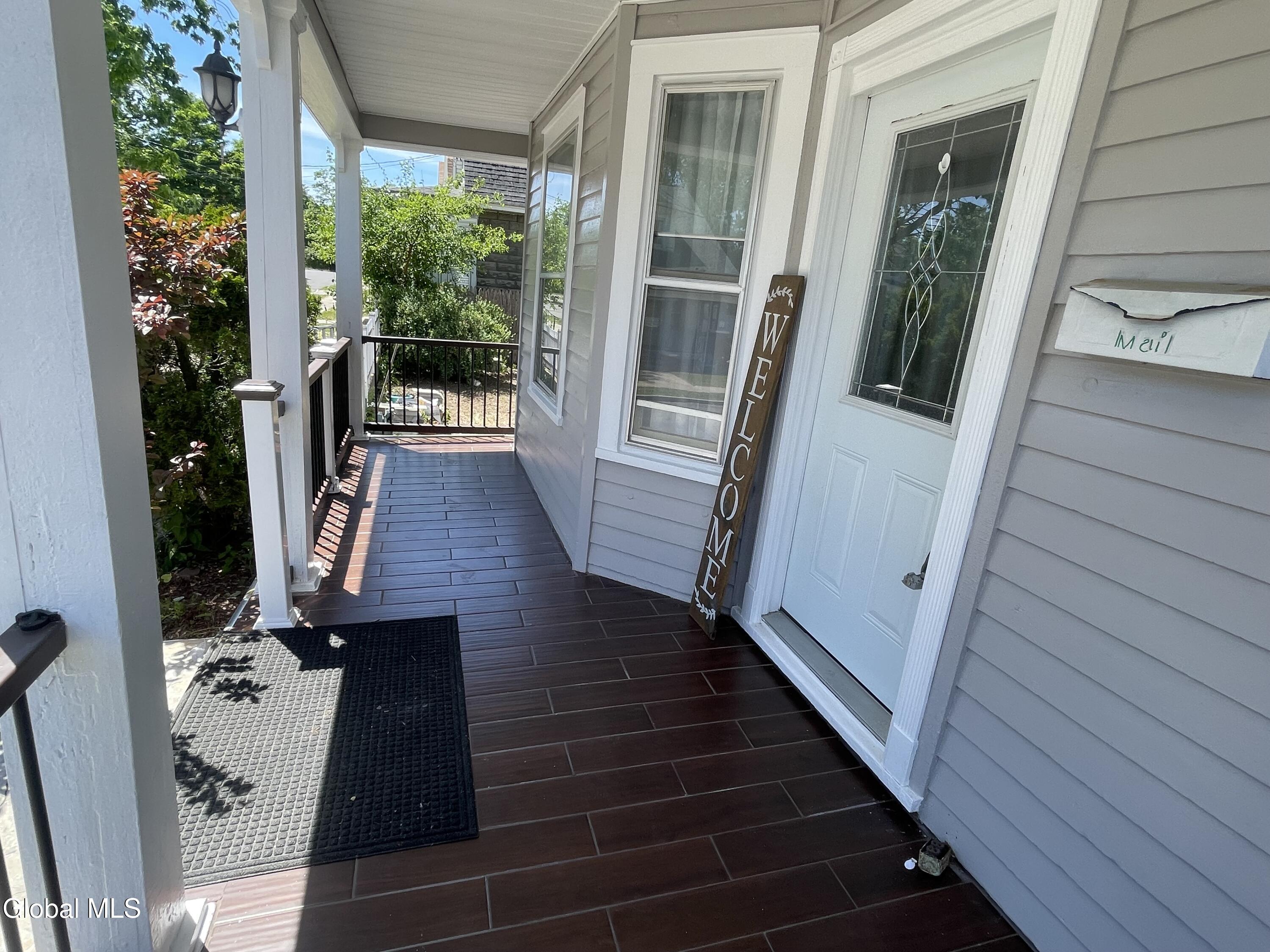 157 Marx Street Schenectady NY 12304