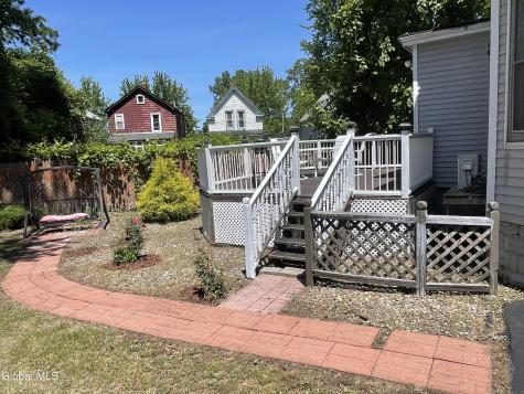 157 Marx Street Schenectady NY 12304