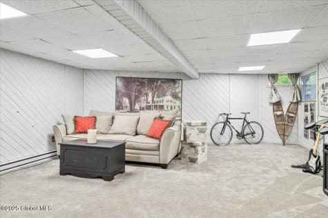 47 Luther Road Saratoga Springs NY 12866
