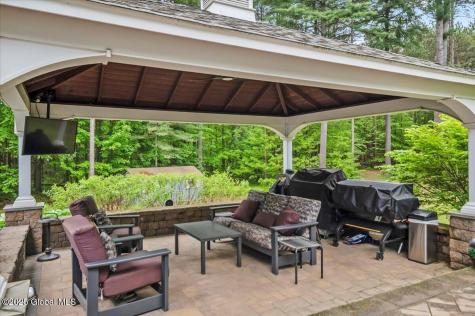 47 Luther Road Saratoga Springs NY 12866