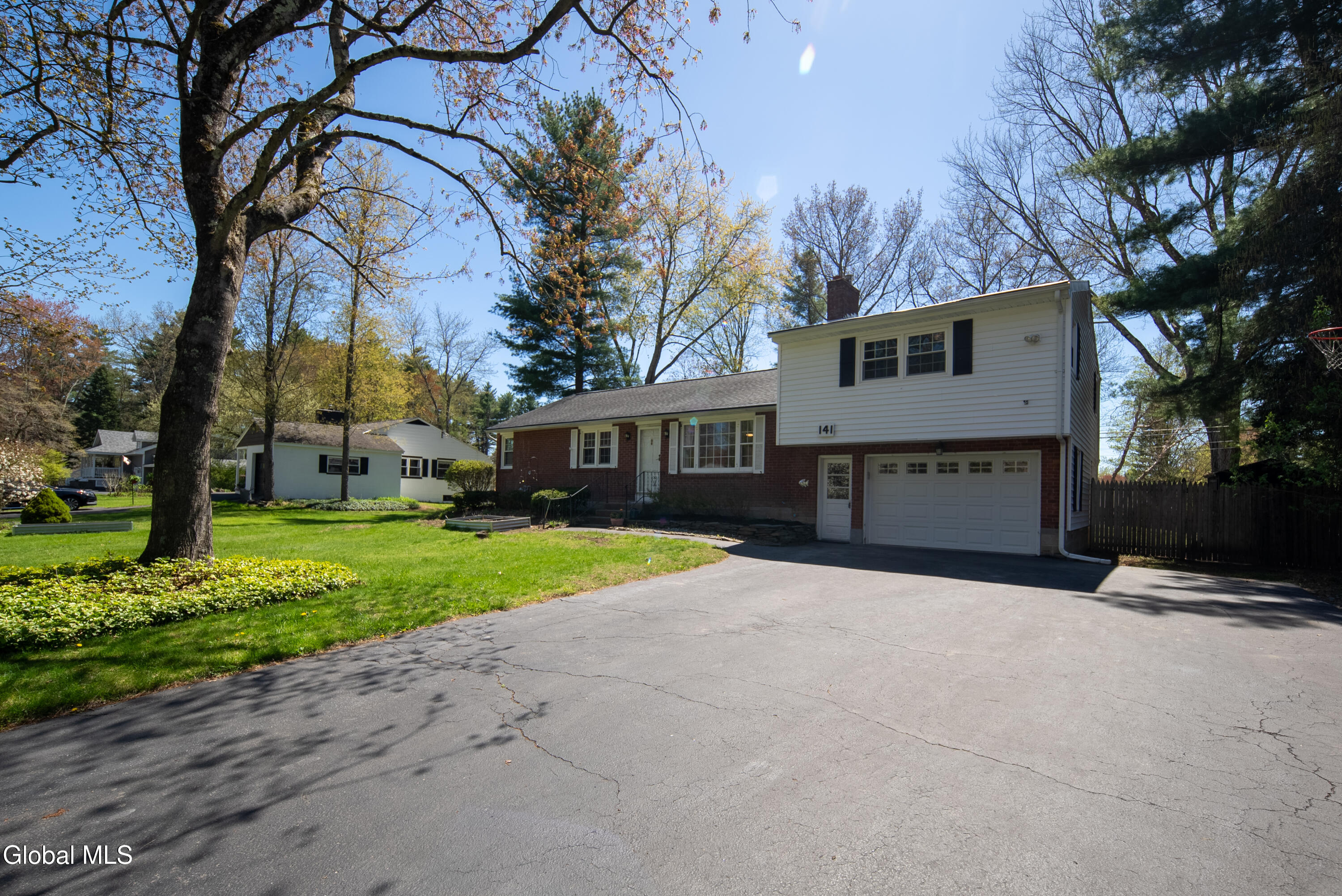 141 Birchwood Drive Schenectady NY 12303