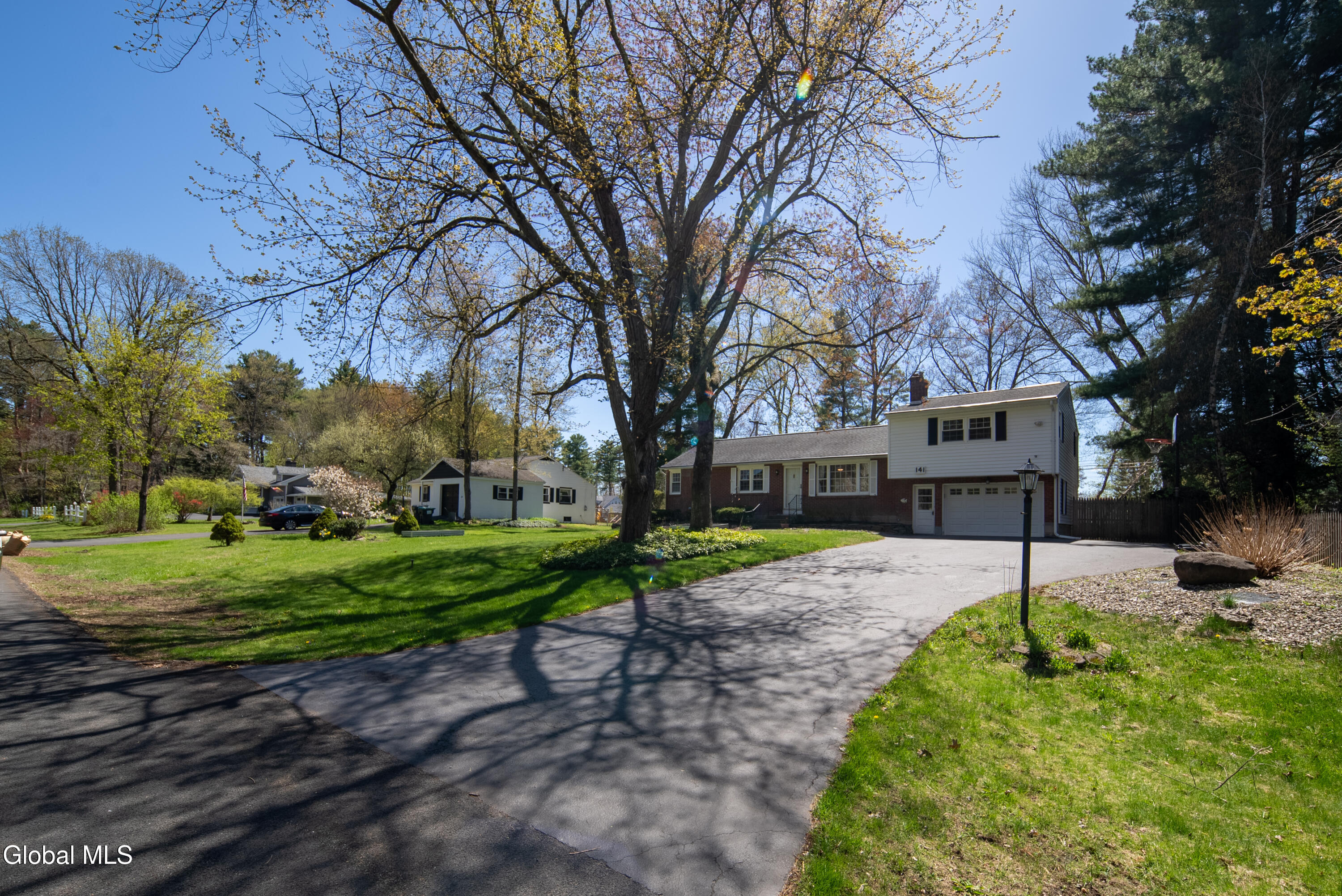 141 Birchwood Drive Schenectady NY 12303