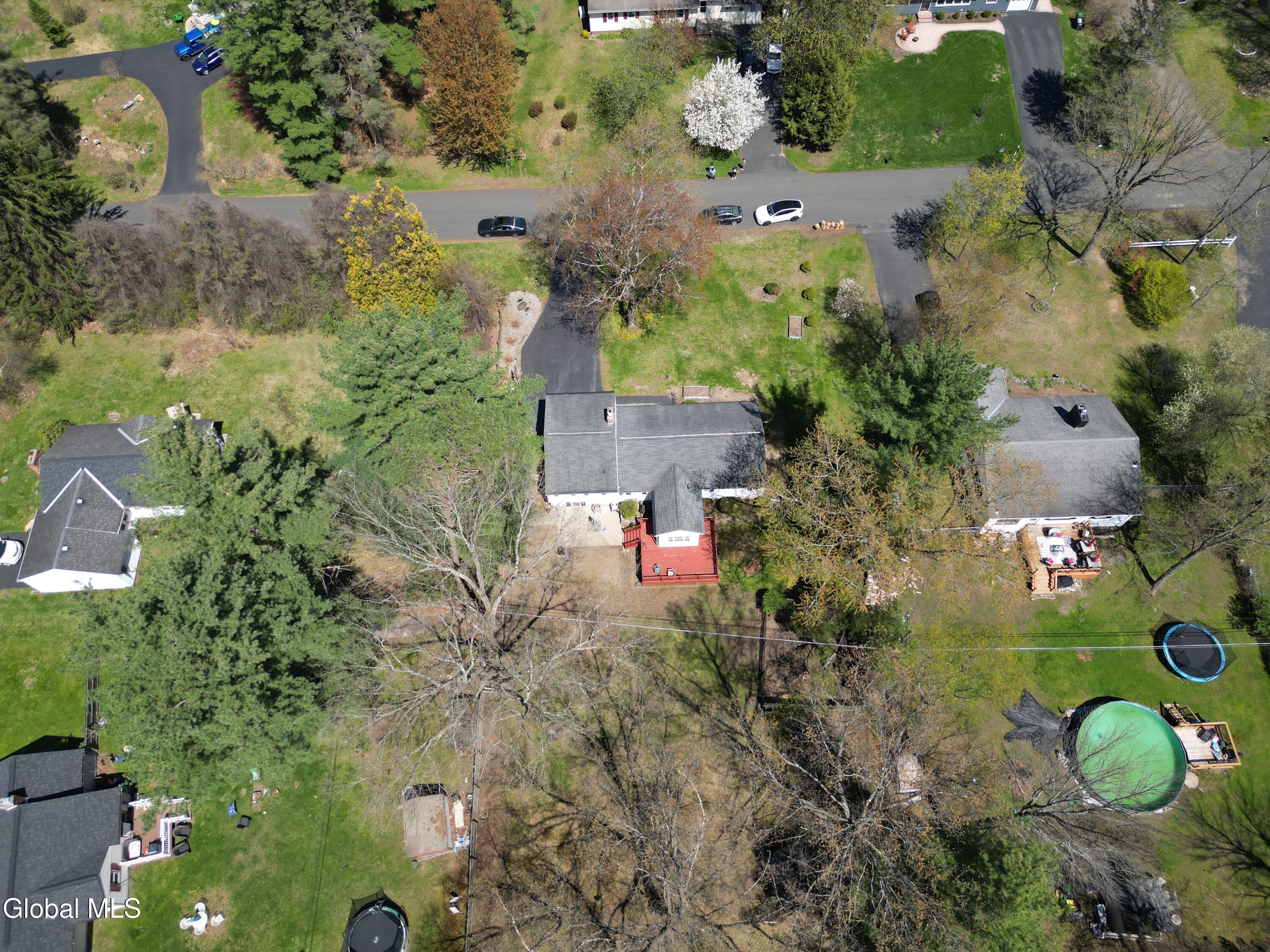 141 Birchwood Drive Schenectady NY 12303