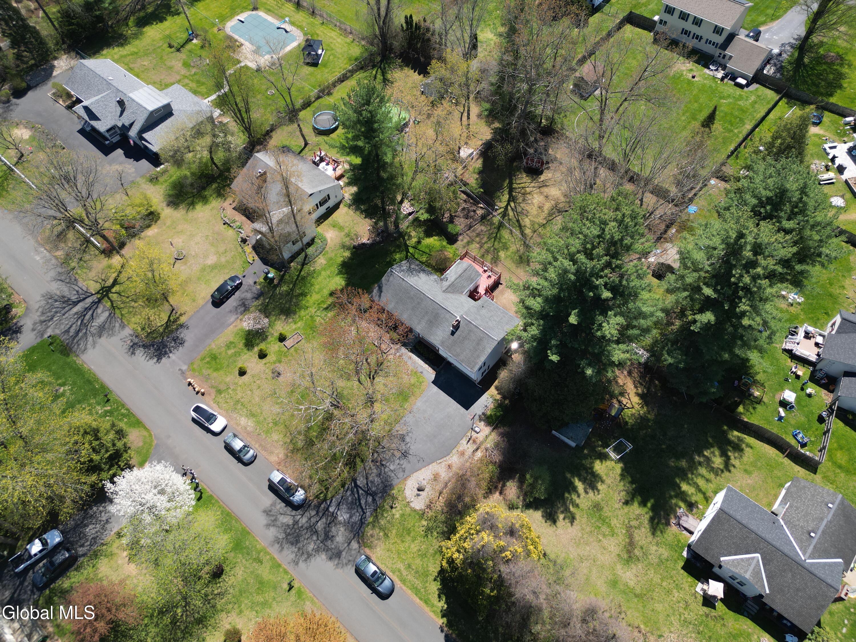 141 Birchwood Drive Schenectady NY 12303