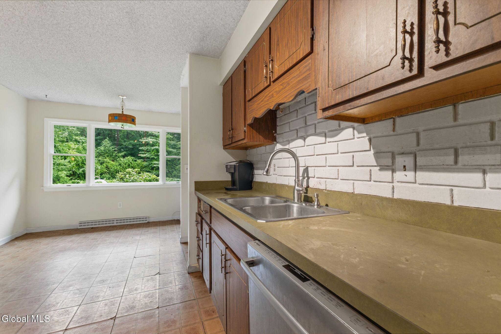 23 Sunset Drive Queensbury NY 12804