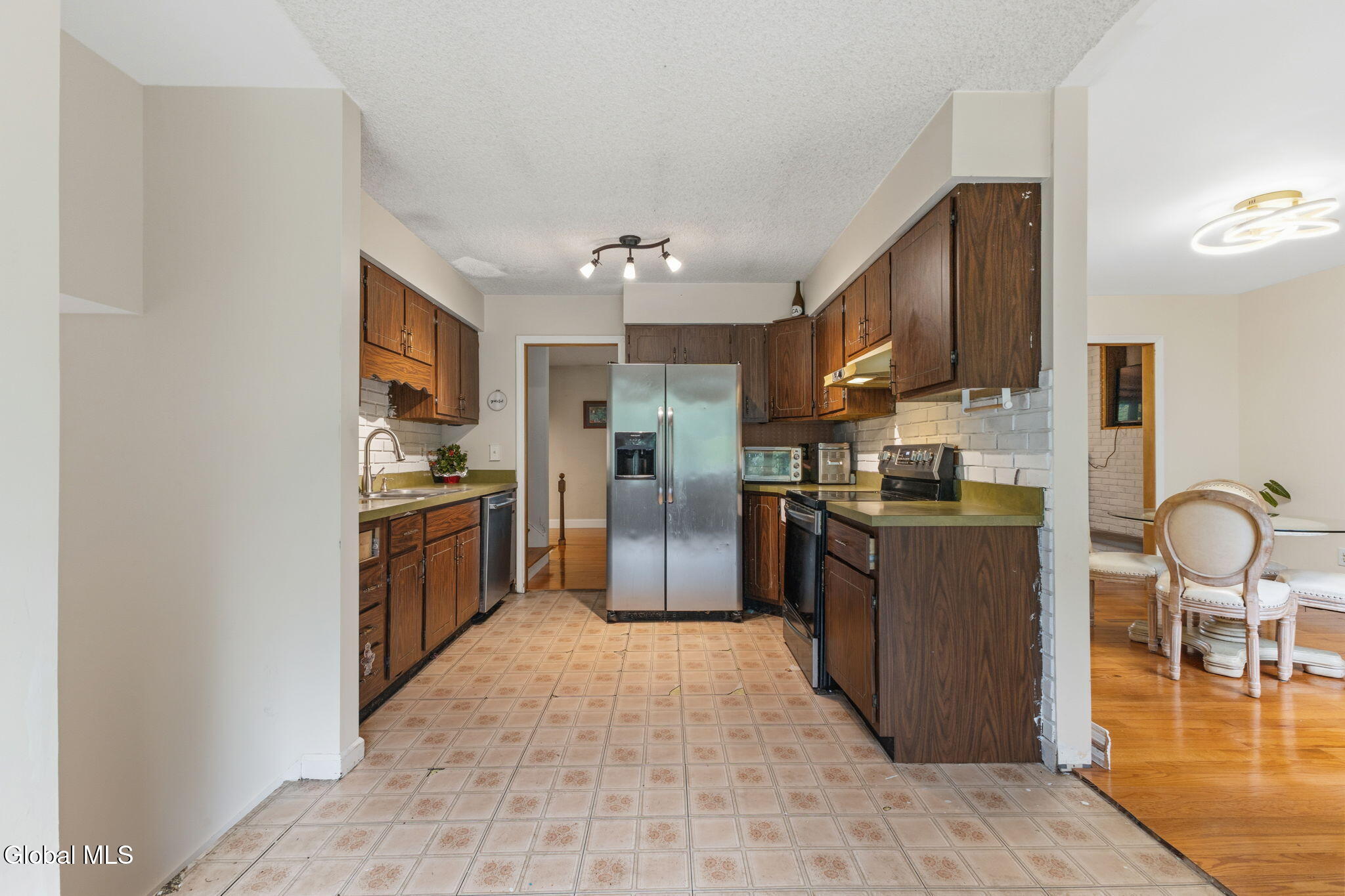 23 Sunset Drive Queensbury NY 12804