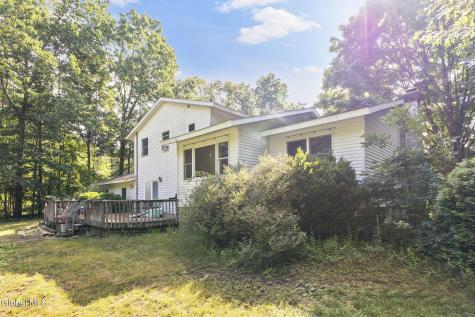 23 Sunset Drive Queensbury NY 12804