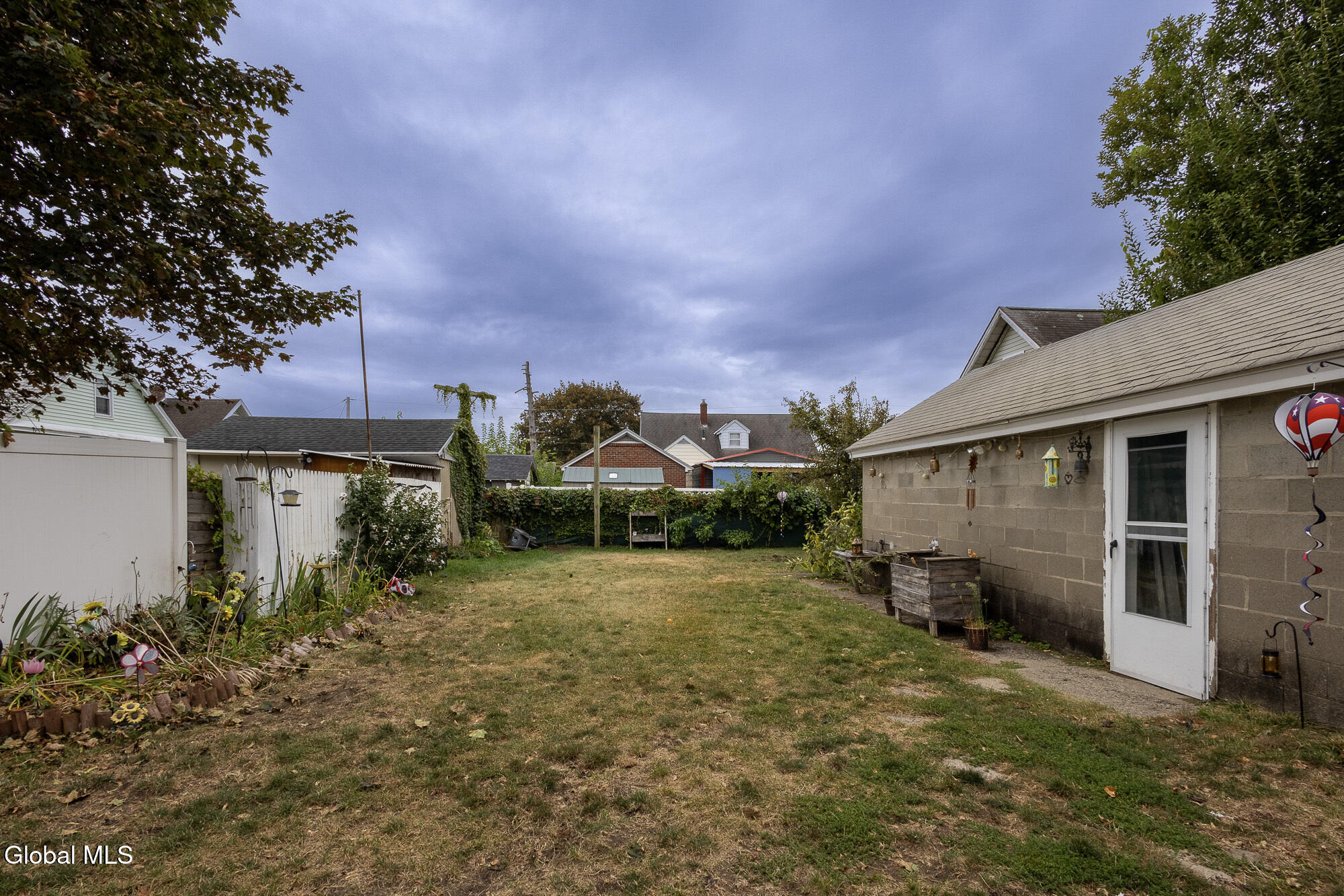 1646 Van Cortland Street Schenectady NY 12303