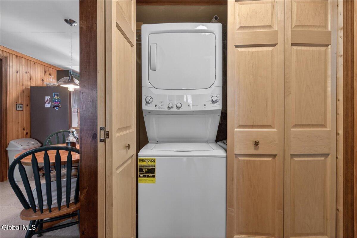 109 Eidsvoll Road Broadalbin NY 12025