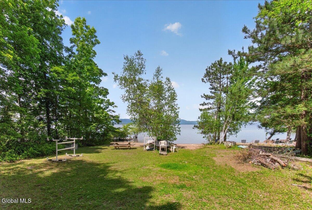 109 Eidsvoll Road Broadalbin NY 12025