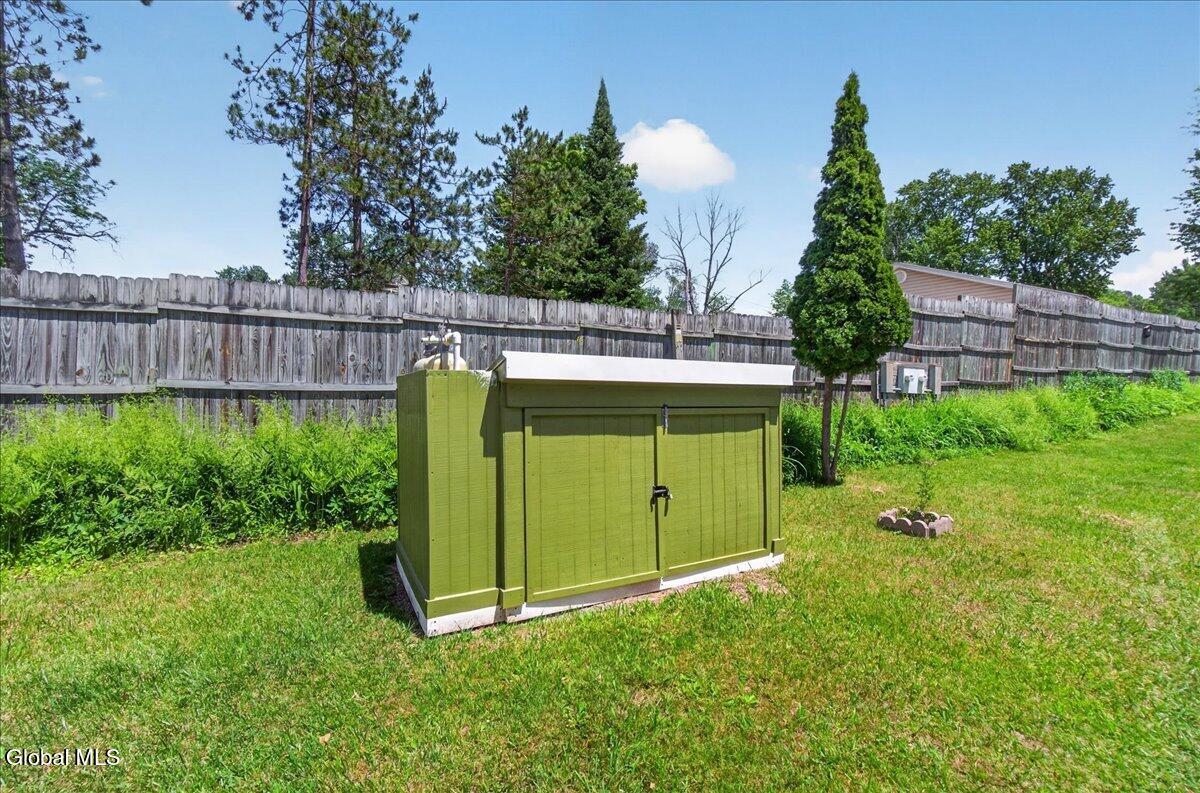 109 Eidsvoll Road Broadalbin NY 12025