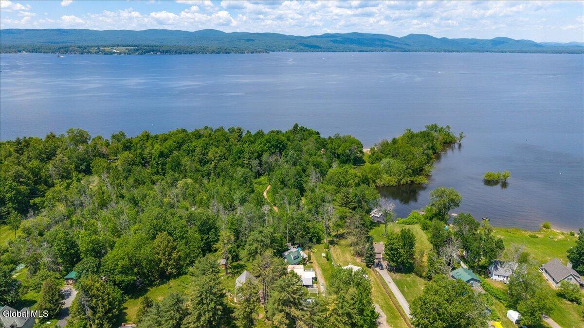 109 Eidsvoll Road Broadalbin NY 12025