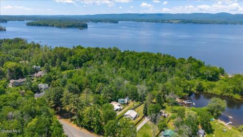 109 Eidsvoll Road Broadalbin NY 12025